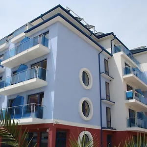 https://hotel-nadia.primorskohotels.com