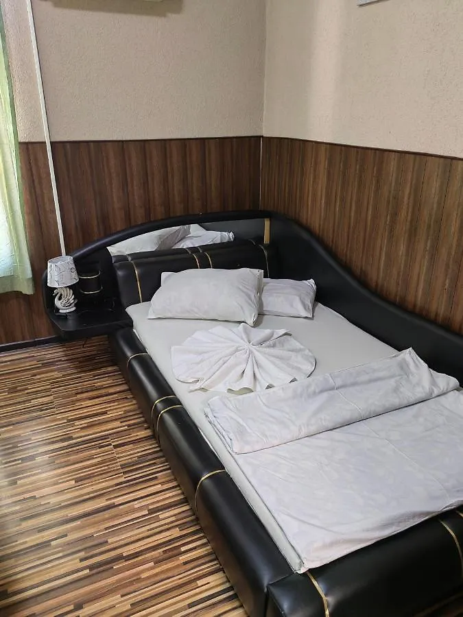 Guest house Km!Sofia - Стаи За Гости