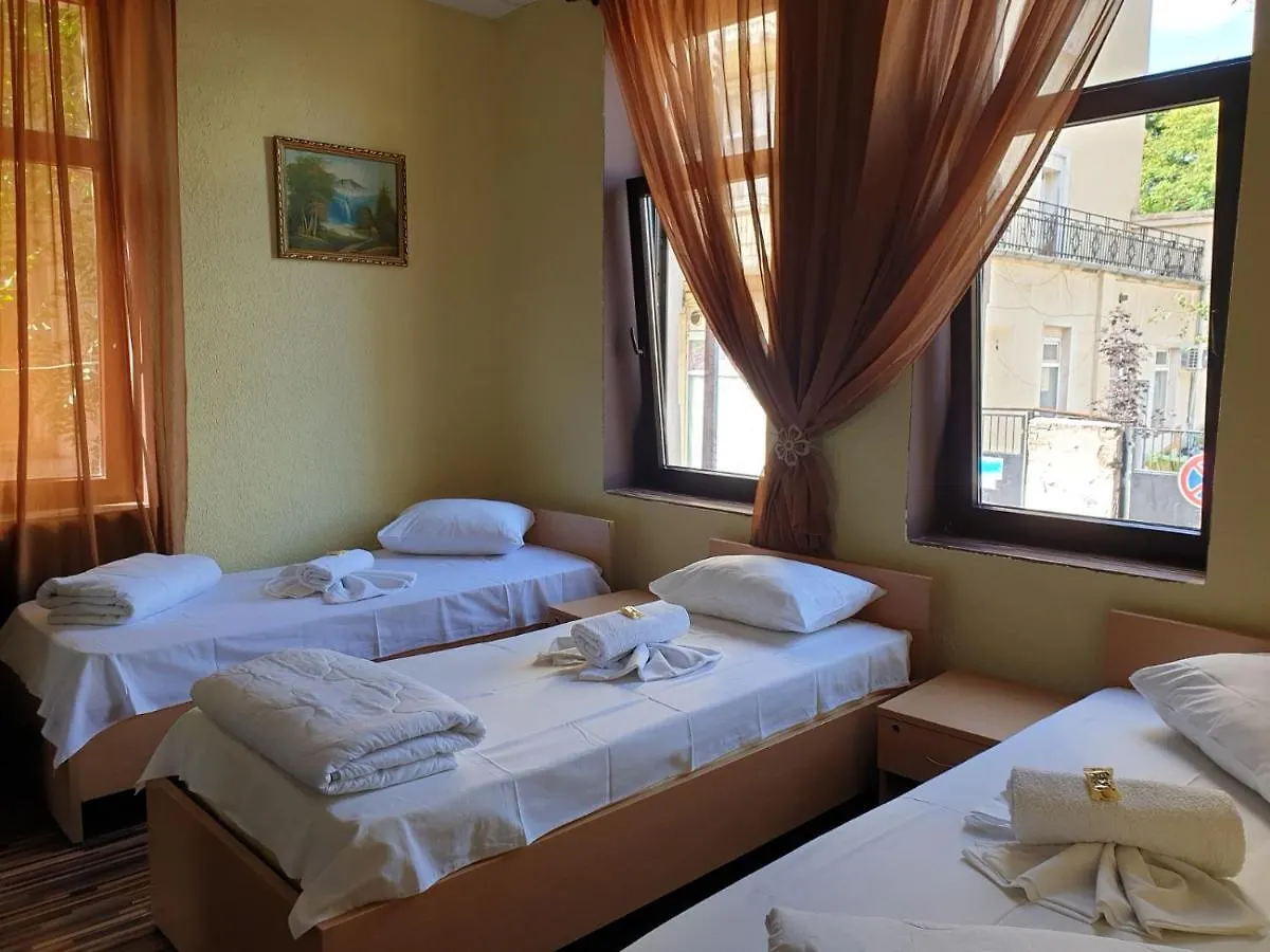 Guest house Km!Sofia - Стаи За Гости